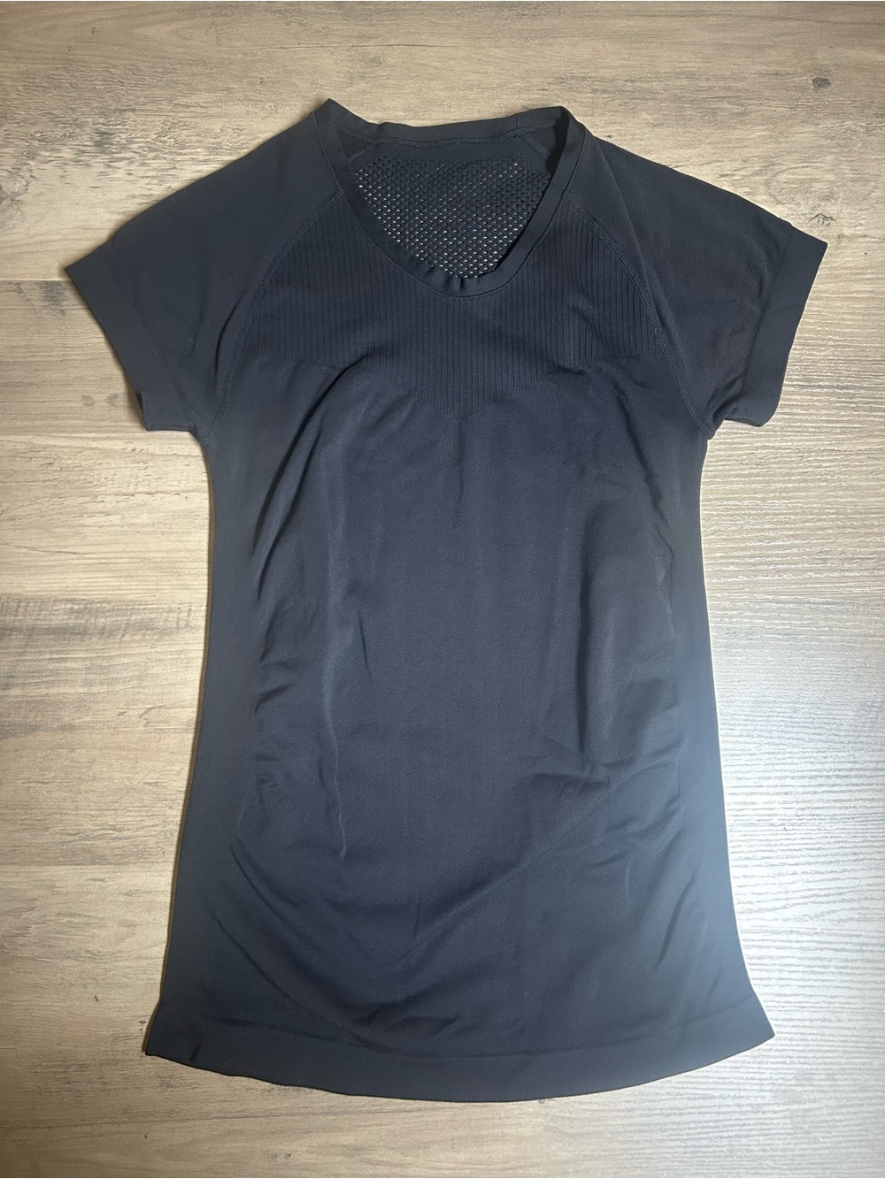 Zella Black Short Sleeve V-Neck Performance Tee